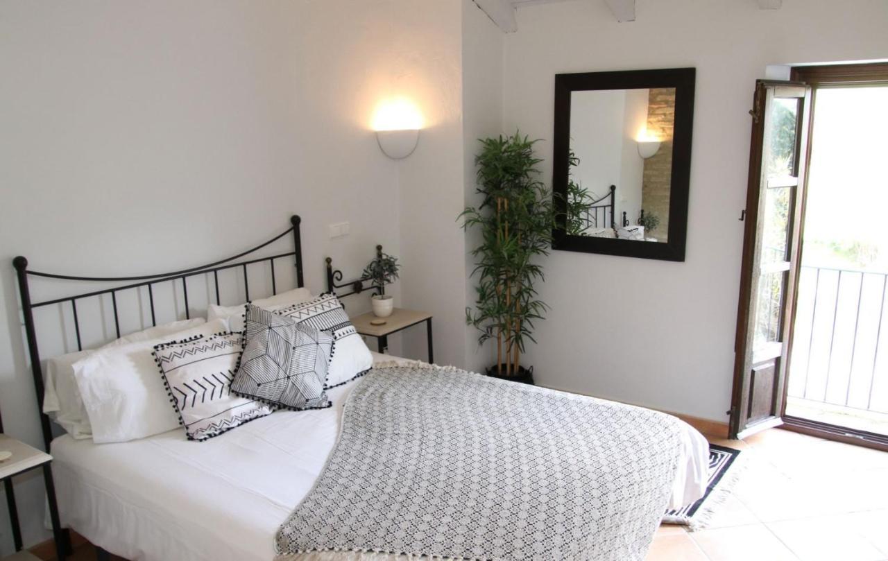 Casa Del Rio Boho Chic Retreat Bed & Breakfast Cortes de la Frontera